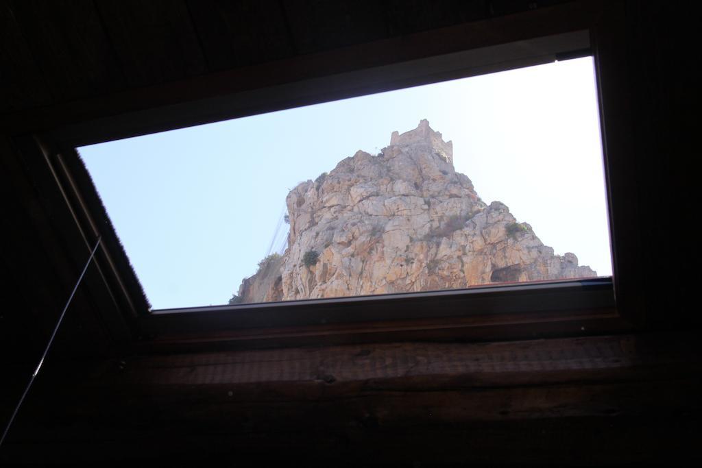 La Finestra Sotto La Rocca Cefalù Quarto foto